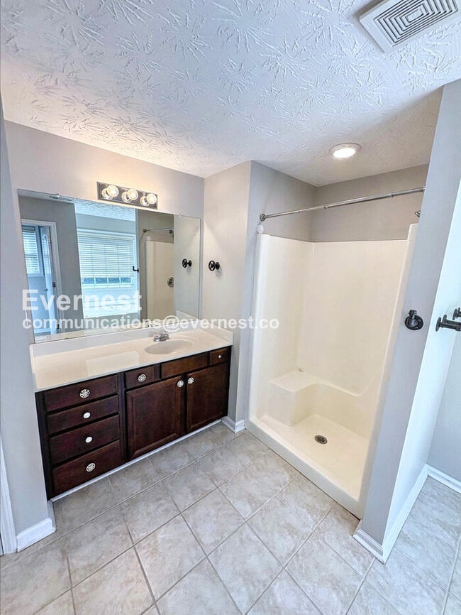 Photo - 2132 Grant Ave