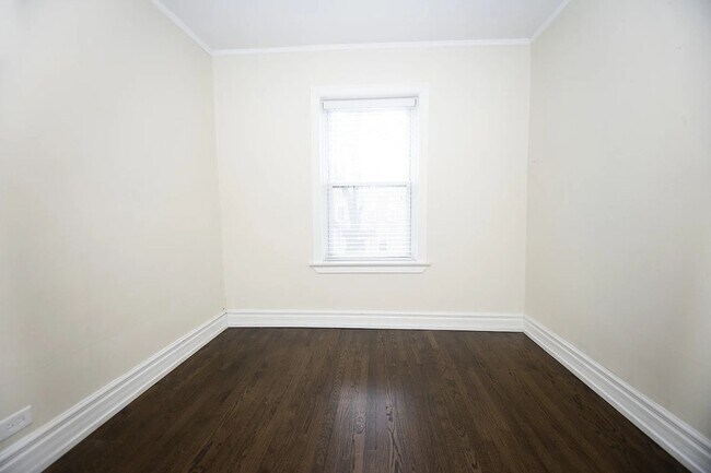 Photo - 3703 N Hoyne Ave Unit 3