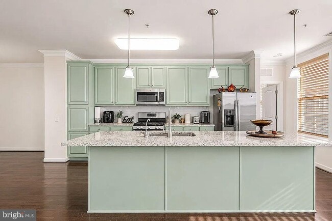 13723 Neil Armstrong Ave Unit 209