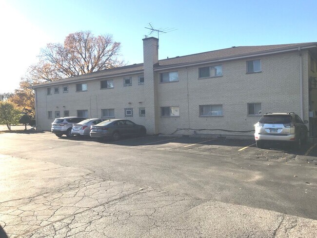 Photo - 725 Busse Hwy Apartamento Unidad 10