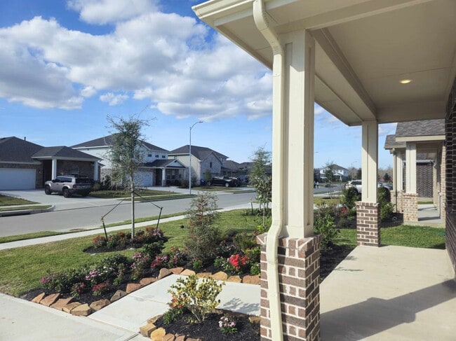 Photo - 8414 Bay Oaks Dr