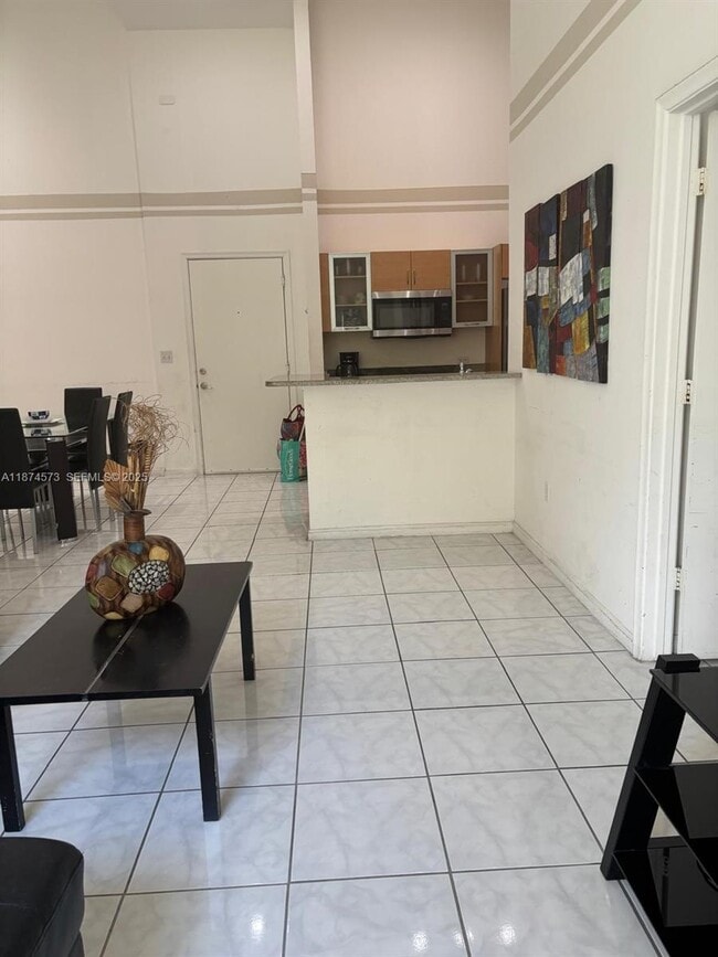 Photo - 18800 NE 29th Ave Unidad 116