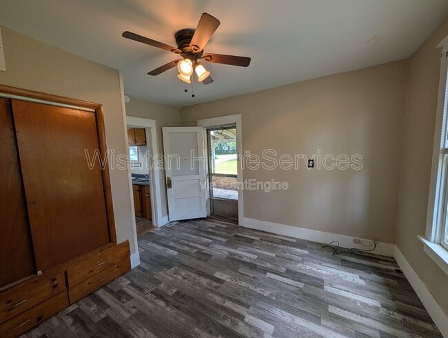 Building Photo - 615 N Avery St Unit 3