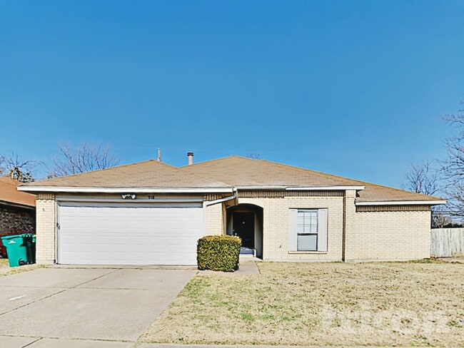 Building Photo - 918 Elliott Dr