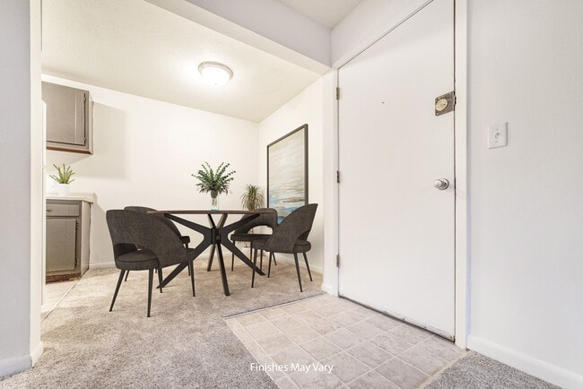 Delphinium Dining - Timberbrook Apartments