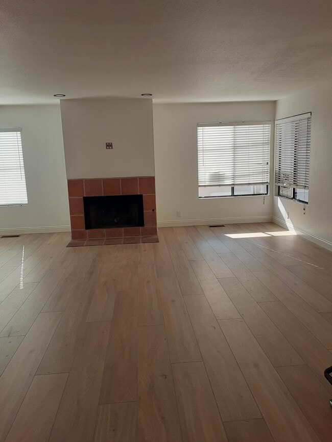 Living room area - 512 Geneva Ave Unit AUD