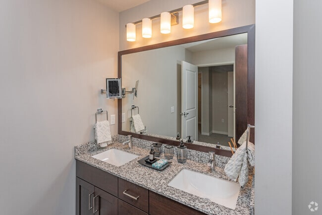 2HAB, 2,5BA, casa adosada - 1.576SF