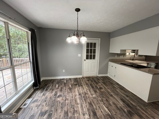 Photo - 149 Harris St