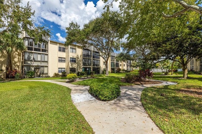 Building Photo - 14130 Rosemary Ln Unit 2208
