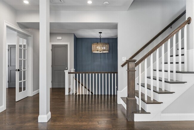 Photo - 83 Centre St Unit 2