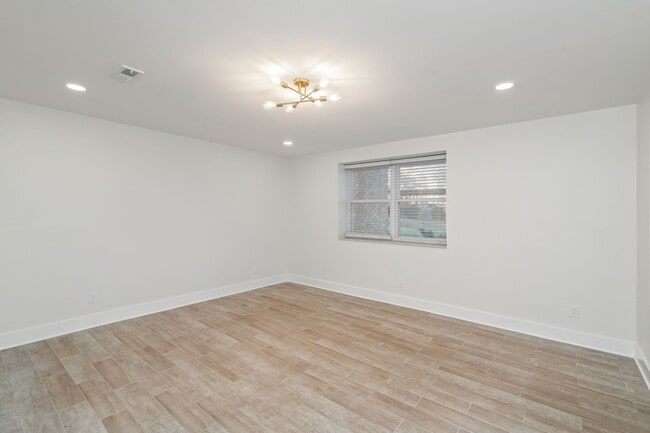 Photo - 2705 Hodge Rd Unit C