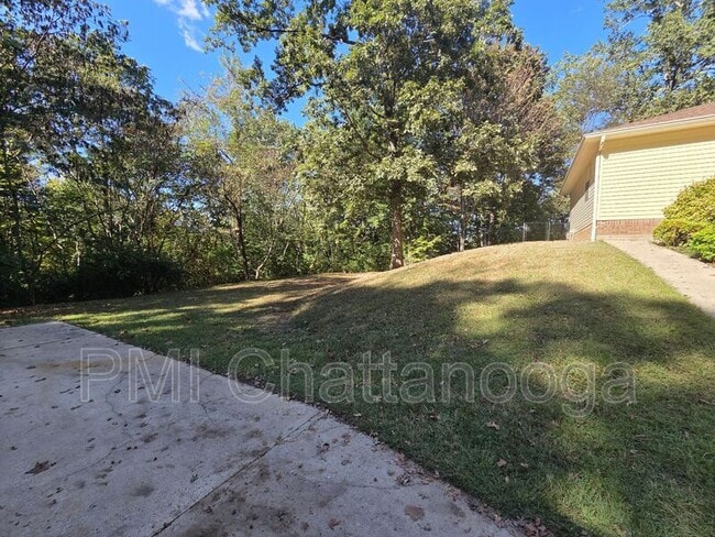 Photo - 3717 Crestview Pl