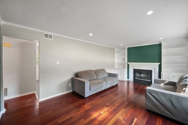 Photo - 4 Bed 2 Bath Home with a large kitchen and...