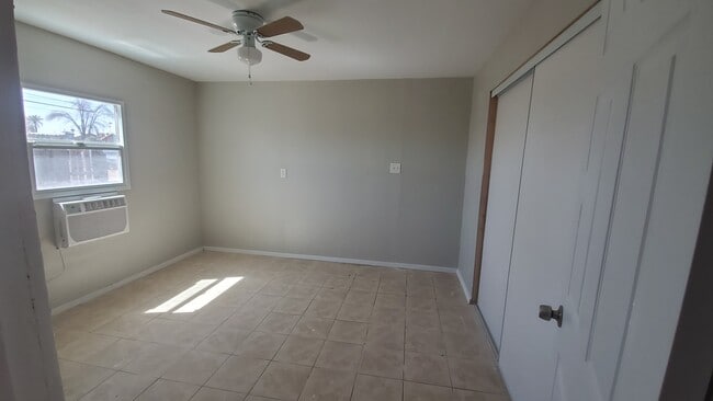 Photo - 141 E Ash Ave