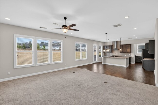 Photo - 3745 Crestland Ln