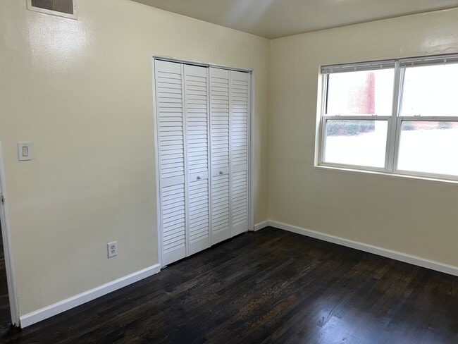 Dream Court Apartments