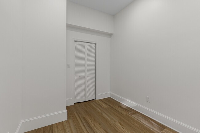 Photo - 104 Saint Botolph St