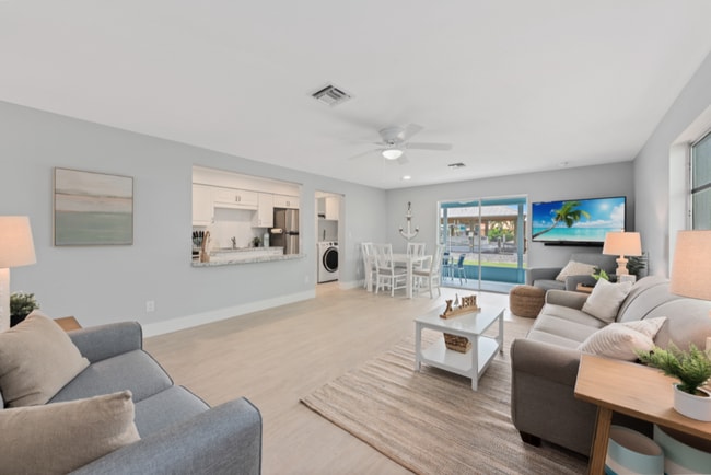 Photo - 176 Trinidad St