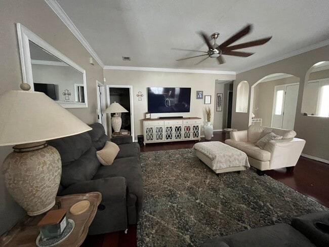 Photo - 1098 Forest Lake Terrace