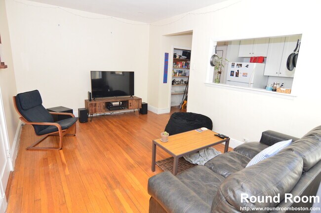 Photo - 229 Kelton St Unit 229 Kelton St #8