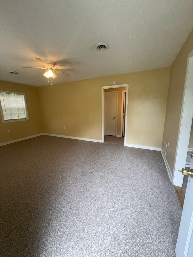 Photo - 346 Mason Blvd