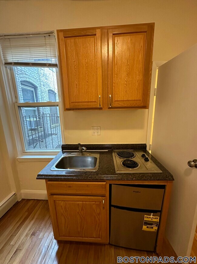 Photo - 51 S Huntington Ave Unidad 203