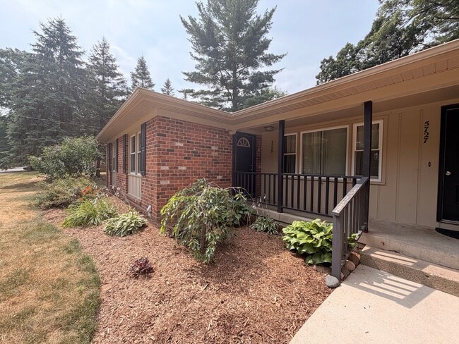 Photo - 5729 Ridgebrook Ave SE Unit 5729 Ridgebrook Ave SE