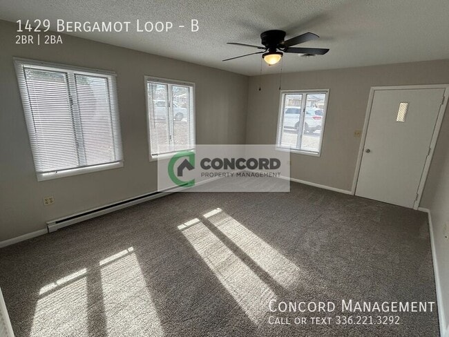Photo - 1429 Bergamot Loop Unit B