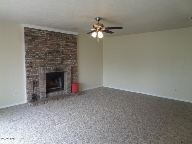 Photo - 3727 Greentree Pl