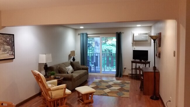 Photo - 600 Riverside Dr Unidad 14