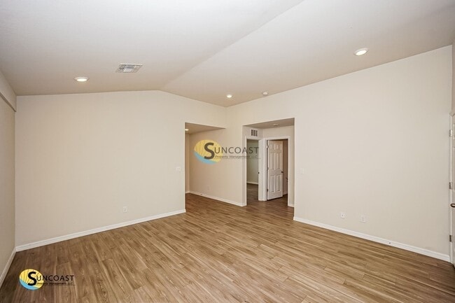11161 Pendleton Ave