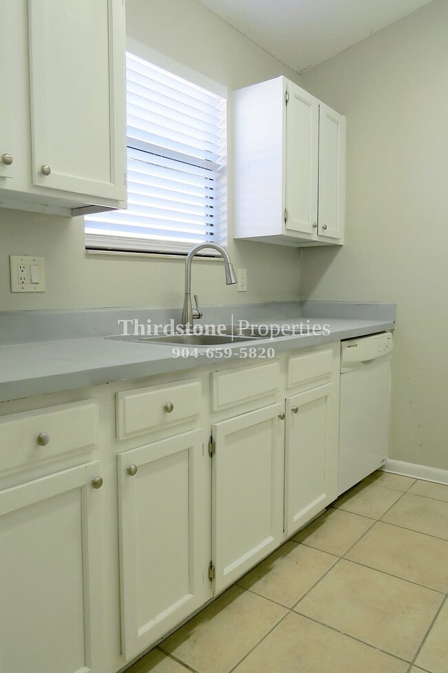 Photo - 1324 Jefferson Ave Unidad C