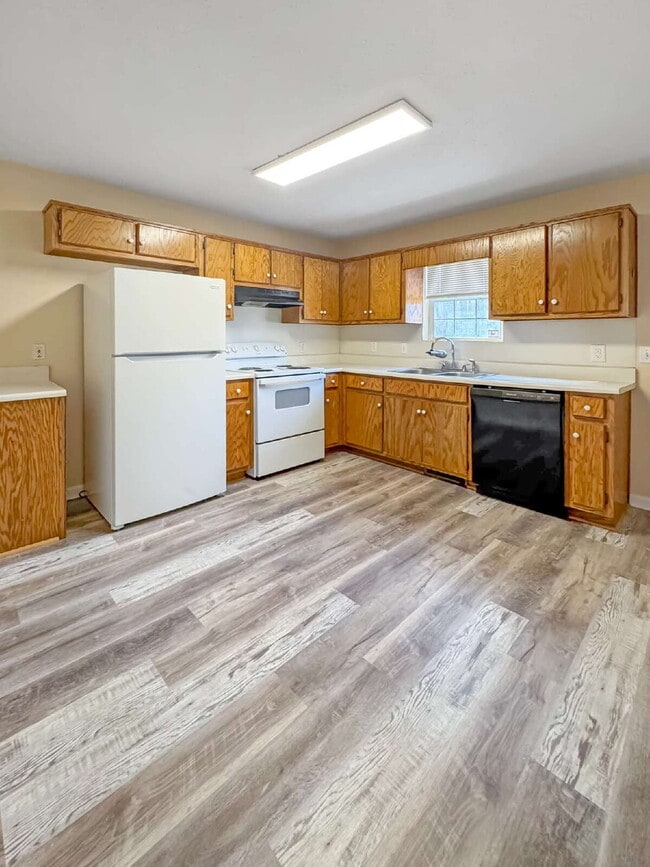 Photo - Duplex in Flowery Branch Available Immediately