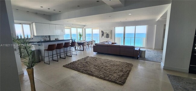 Photo - 9499 Collins Ave