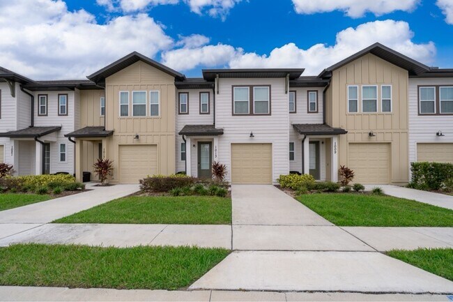 Photo - 1013 Plantation Ln