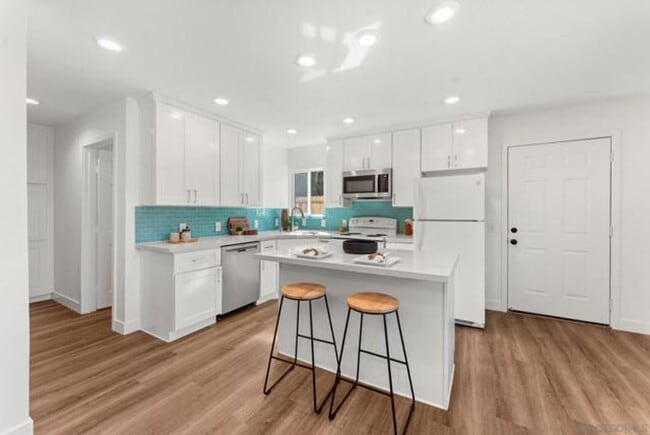 Photo - 8420-8424 Dallas St Unit 8424