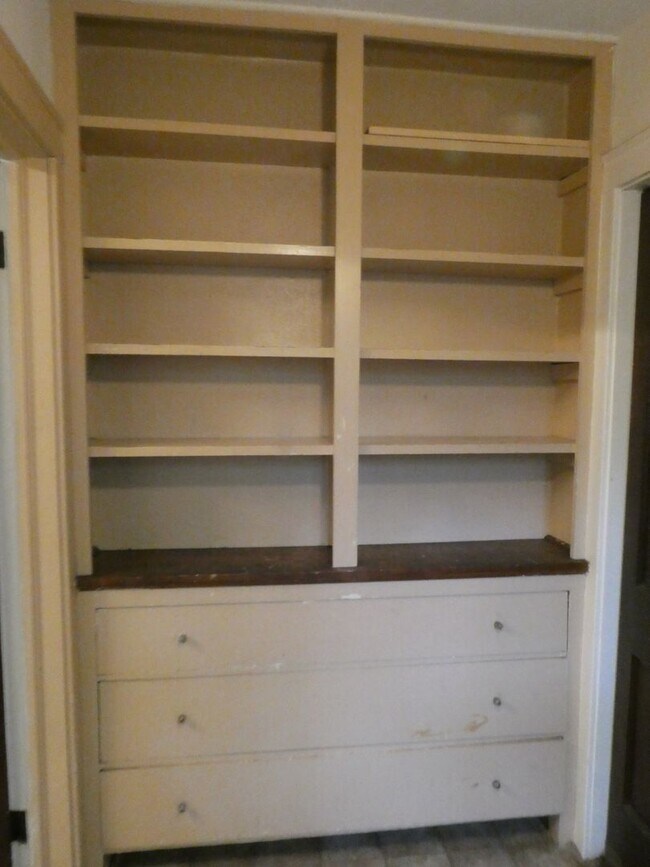 Photo - 4 Bedroom/1.5 Bathrooms House in East Campus