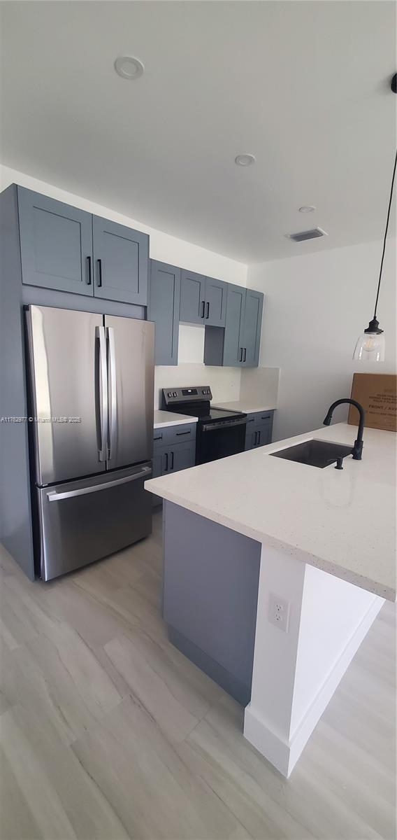 Photo - 810 W 12th St Unit 810