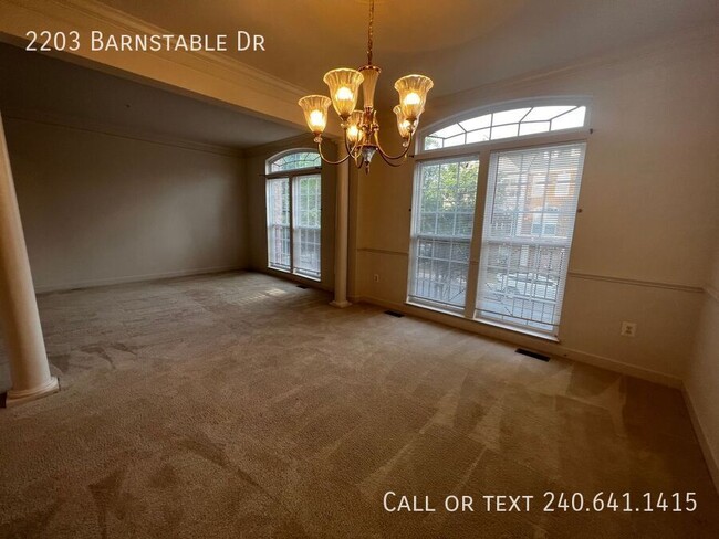 Photo - 2203 Barnstable Dr