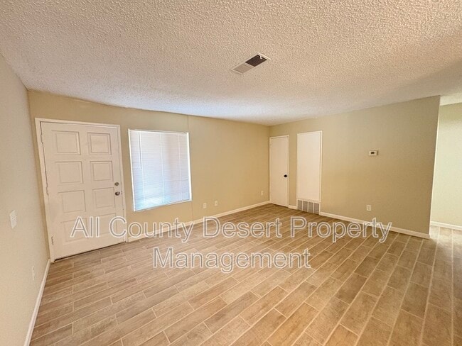 Photo - 68085 Cll Bolsa Unidad B