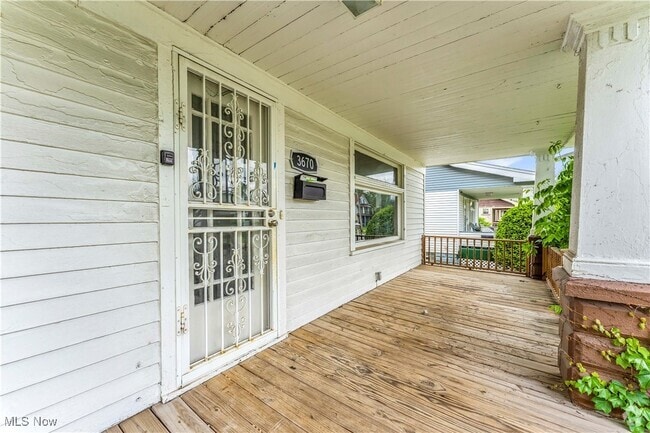 Building Photo - 3670 E 138th St Rental