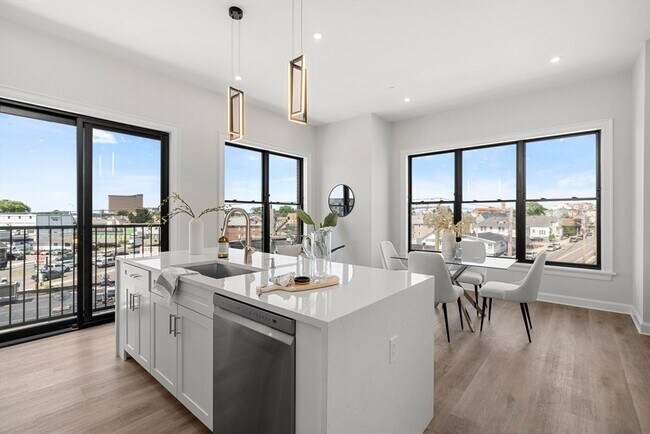 Photo - 523 2nd St Unit 301