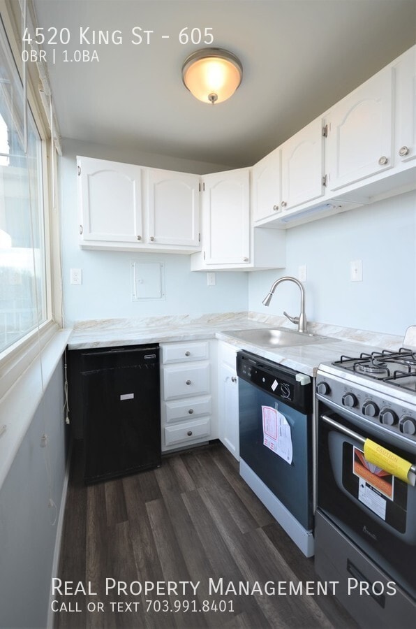 Photo - 4520 King St