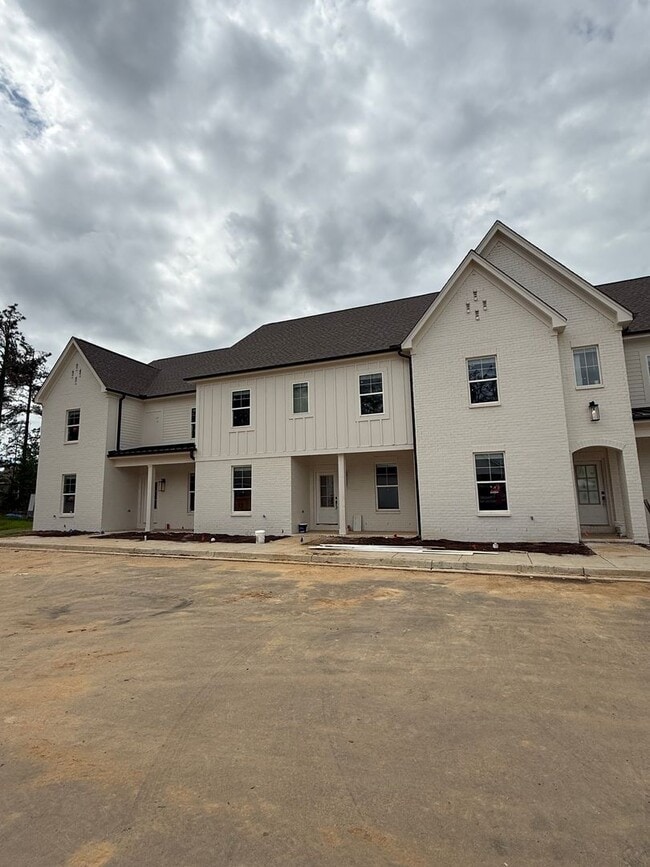 3543 Fenwick Wy