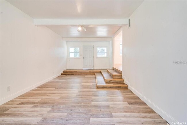 Photo - 1028 NE 7th Ave