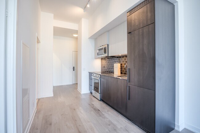 Photo - 285 Dufferin St Unit 512