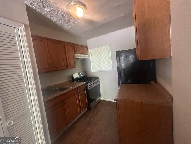 Photo - 512 Lindsay St NW