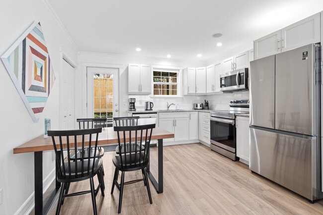 Photo - 5 Wood St Unit SI FL3-ID1438834P