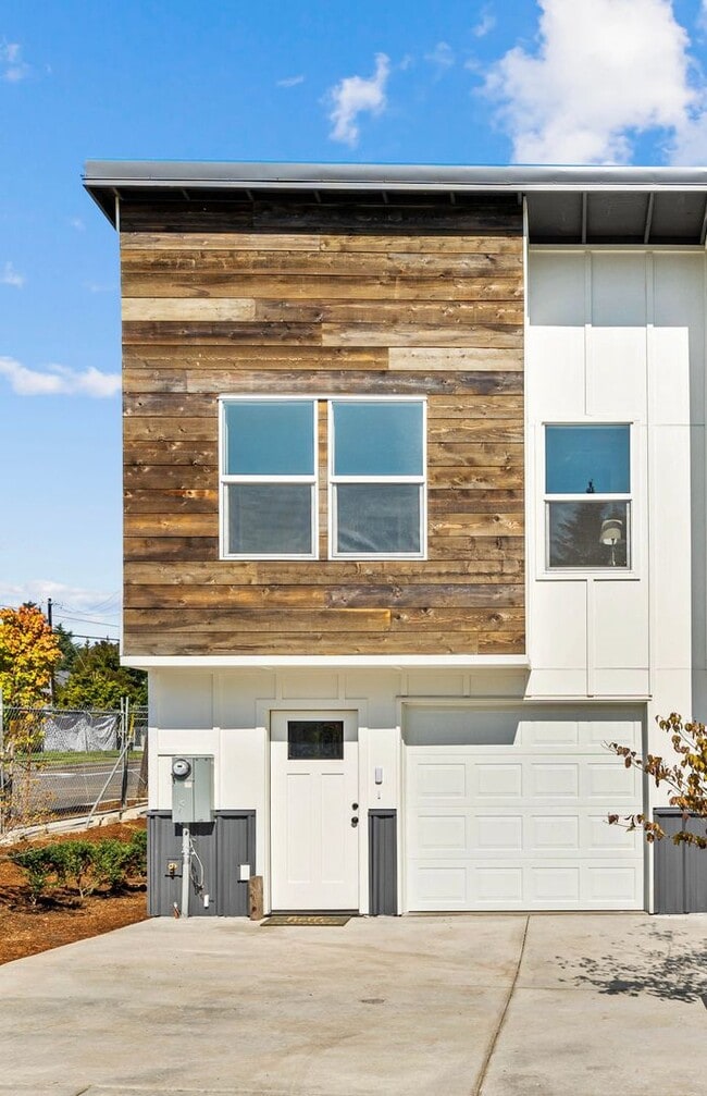 New Modern Home - New Modern Home