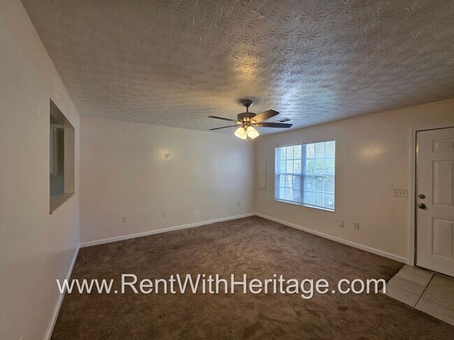 Photo - Awesome 3bd/ 2ba Townhome, Super Spacious, Small Community, Great Location